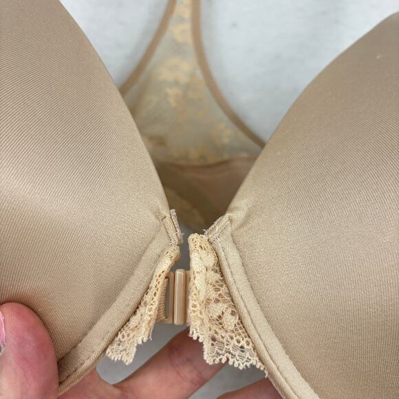 Maidenform Bra Size 42D Beige Nude Racerback Front Close Underwire Full Coverage - Picture 2 of 5